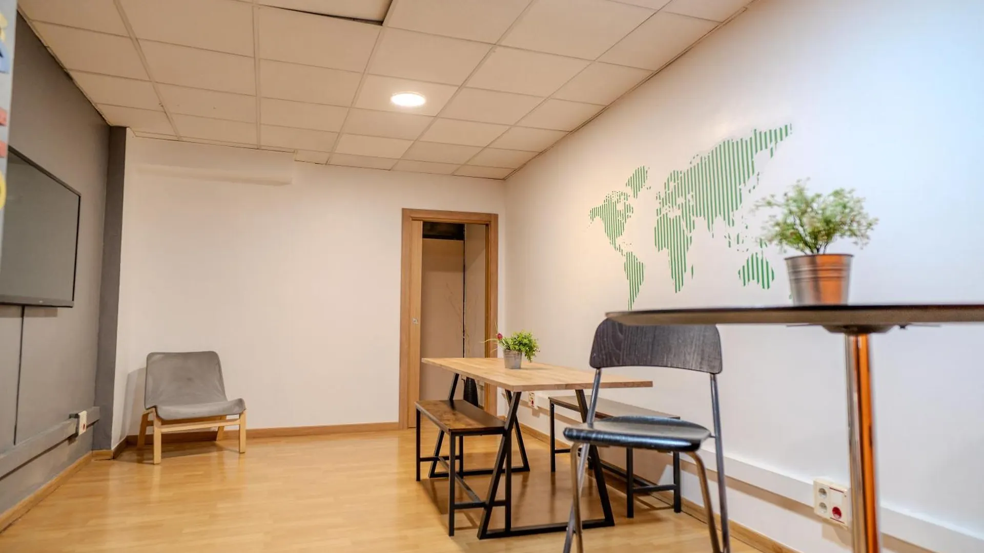 Holidaysbcn Rooms Barcellona Ostello