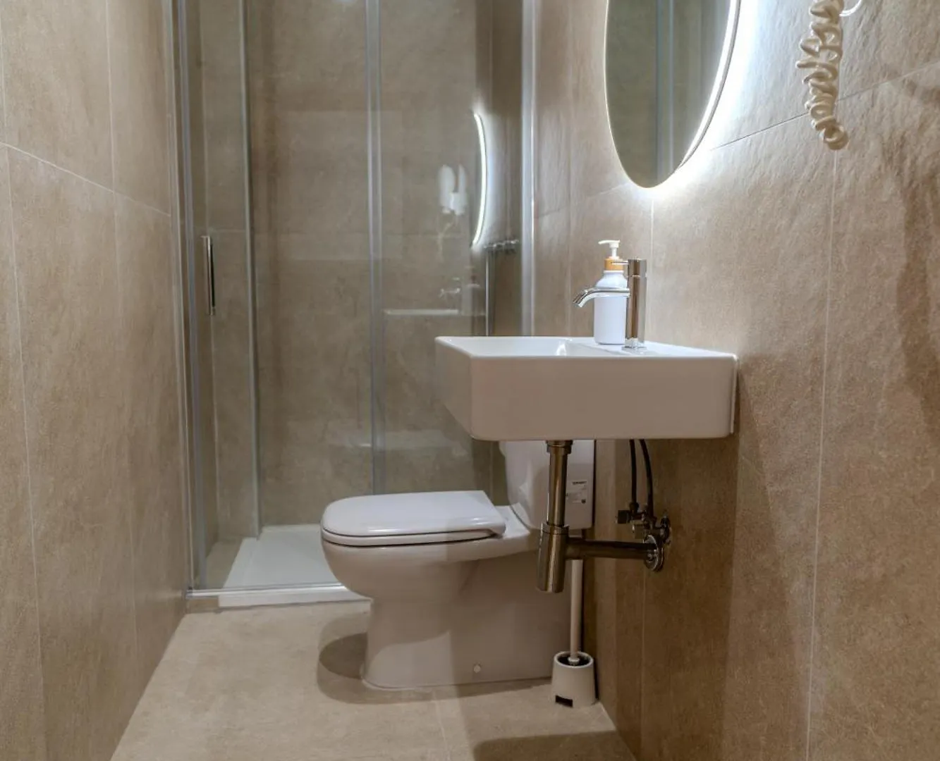 Holidaysbcn Rooms Barcelona