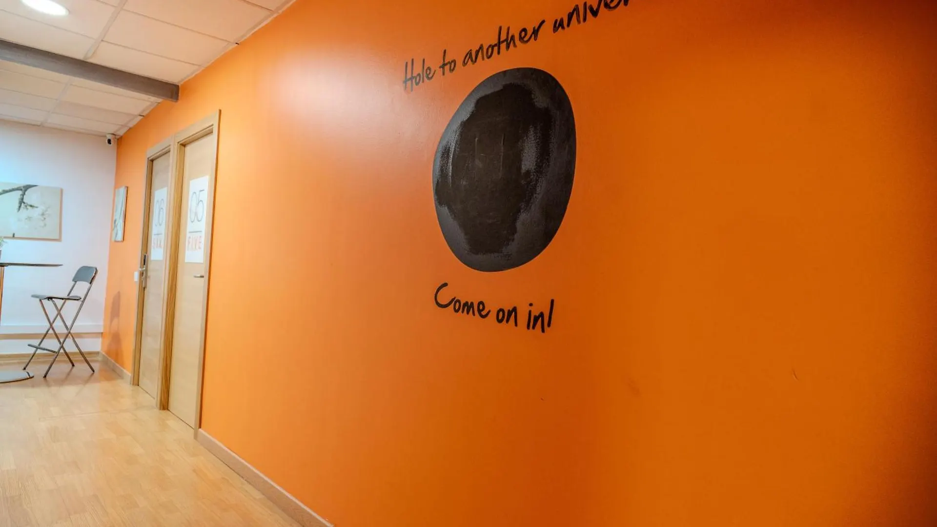 Hostel Holidaysbcn Rooms Barcelona Spain